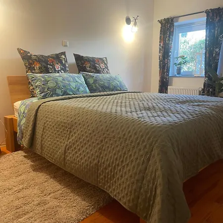 شقة Wanderstube Am Loens Felsen *