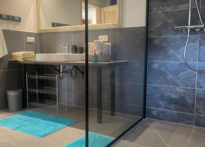 公寓 Wanderstube Am Loens Felsen *