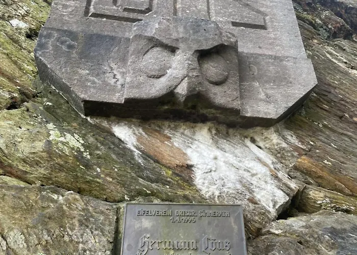 Wanderstube Am Loens Felsen 公寓 *