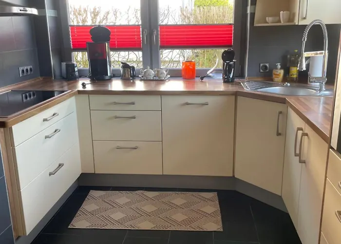 公寓 Wanderstube Am Loens Felsen *